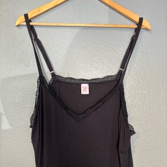 Savage x Fenty Women's Black Lace Cropped Sleep Cami Size 2X Loungewear Pjs - Picture 5 of 9